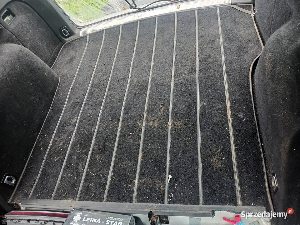 Podłoga Bagażnika Kombi Passat B5 p4 śląskie sprzedam