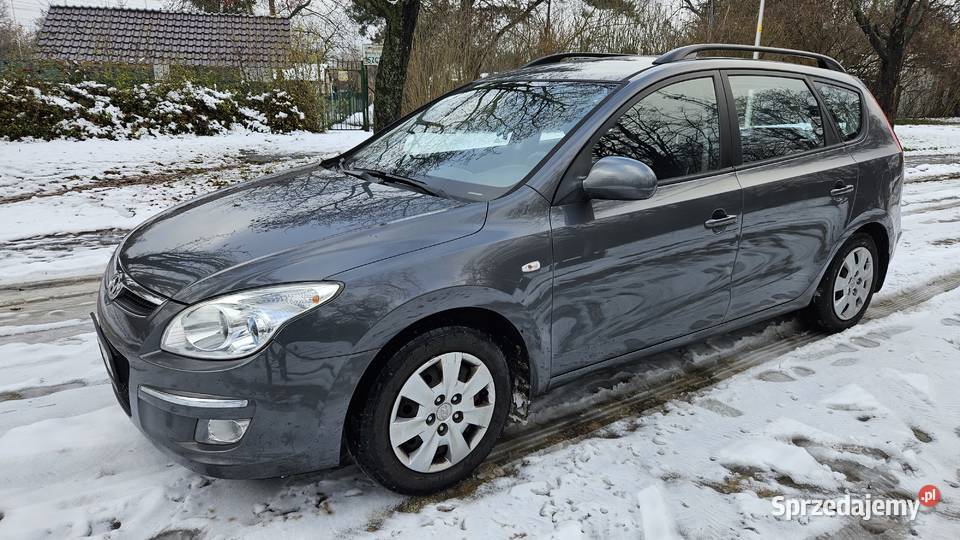 Hyundai i30 2008r 16 benzyna salonowy