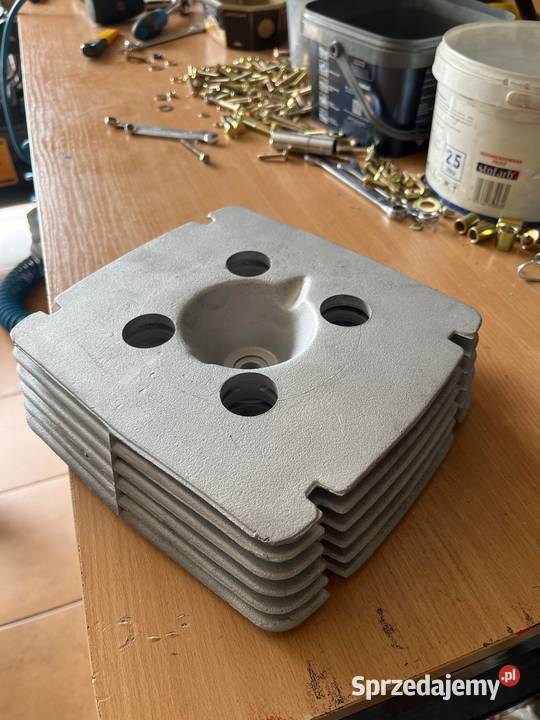Głowicą MZ Etz 250251 ddr Nisko
