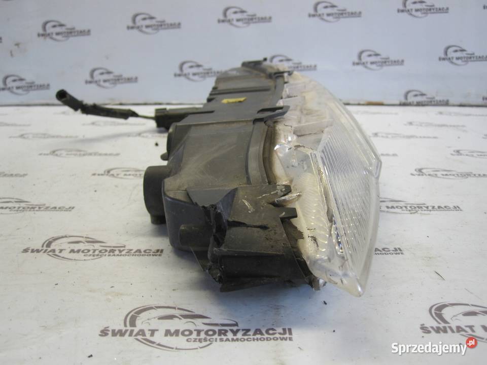 C4 GRAND PICASSO II 15r lampa LED lewa przód osobowe Kielce