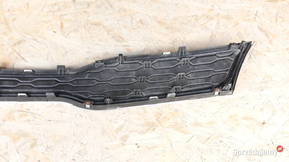 KIA RIO 11 GRILL ATRAPA ZDERZAKA PRZÓD Zatom Stary