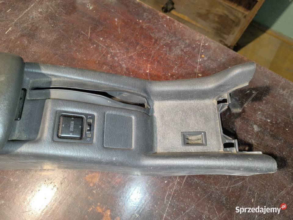 Toyota Celica V T18 lampy tylne blenda KOMPLET Kotuń