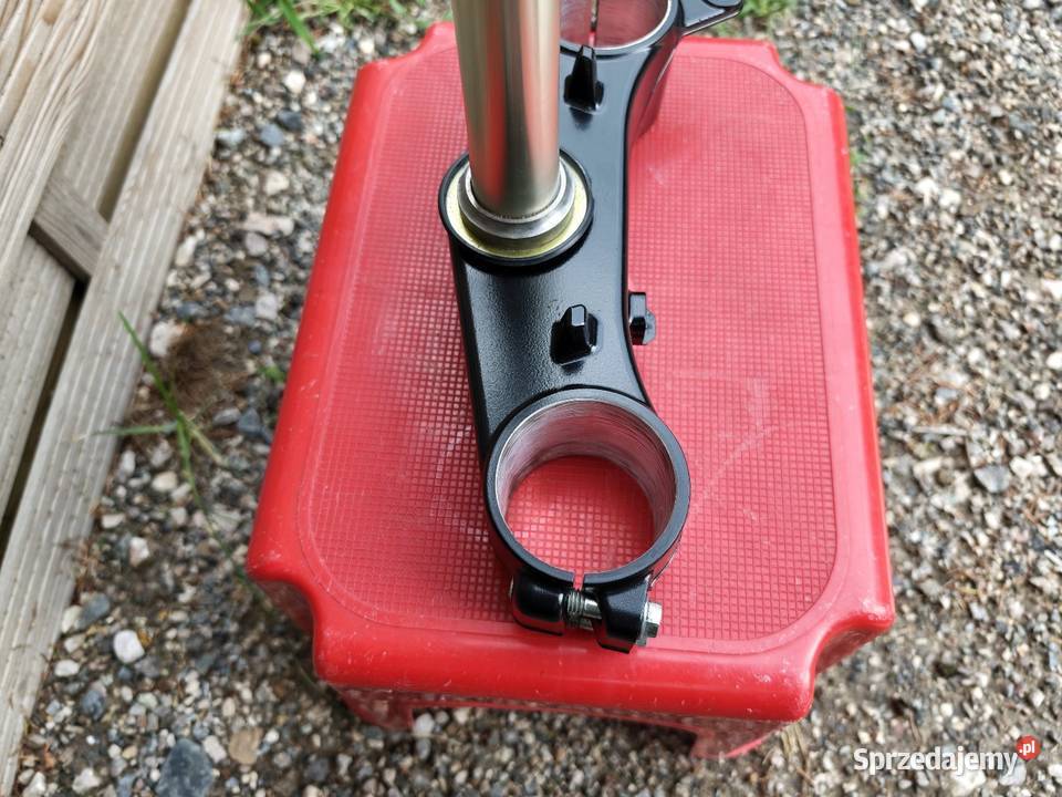 Półka dolna zawieszenia przedniego Suzuki GSXR Łask