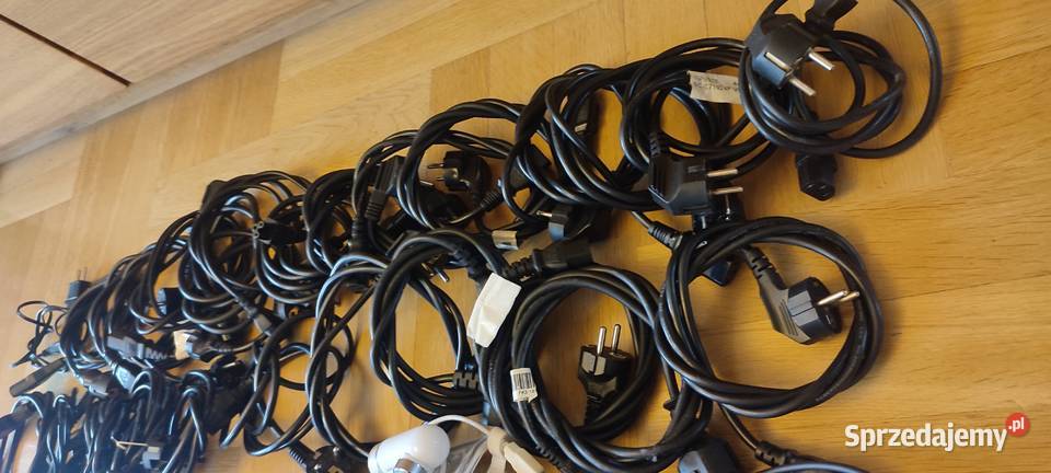 Kable telefony klawiatury wszystko sprawne Warszawa