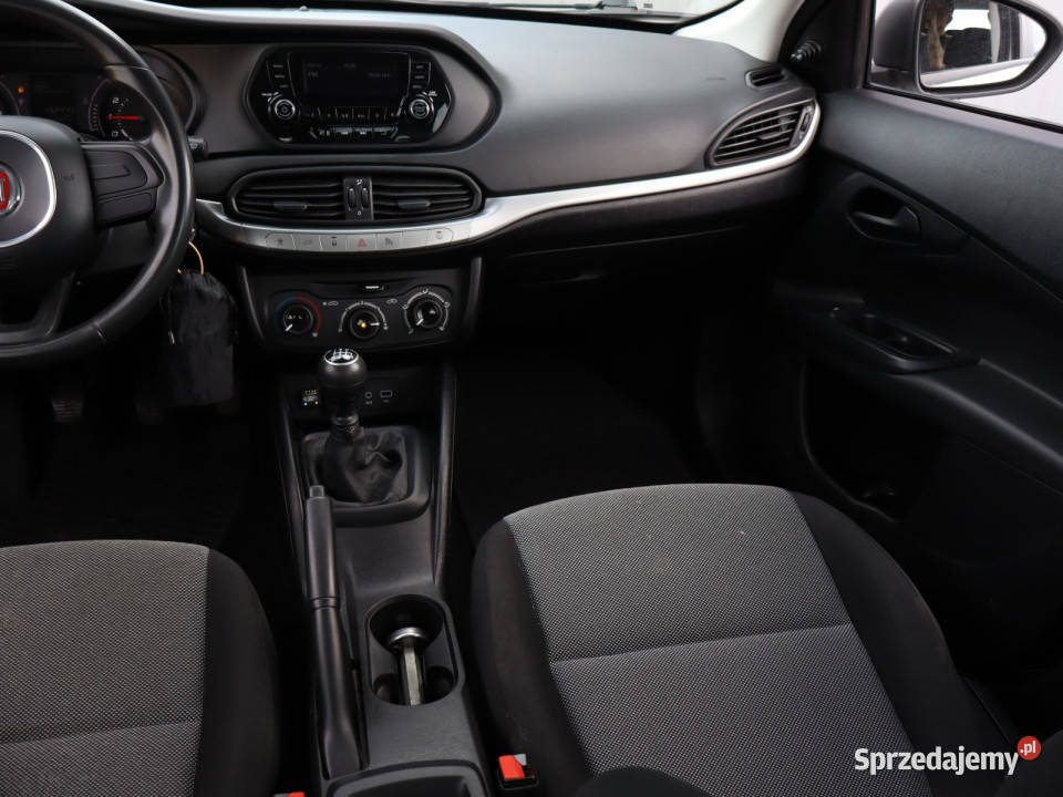 Fiat Tipo 14 16V Sedan / Limuzyna dolnośląskie