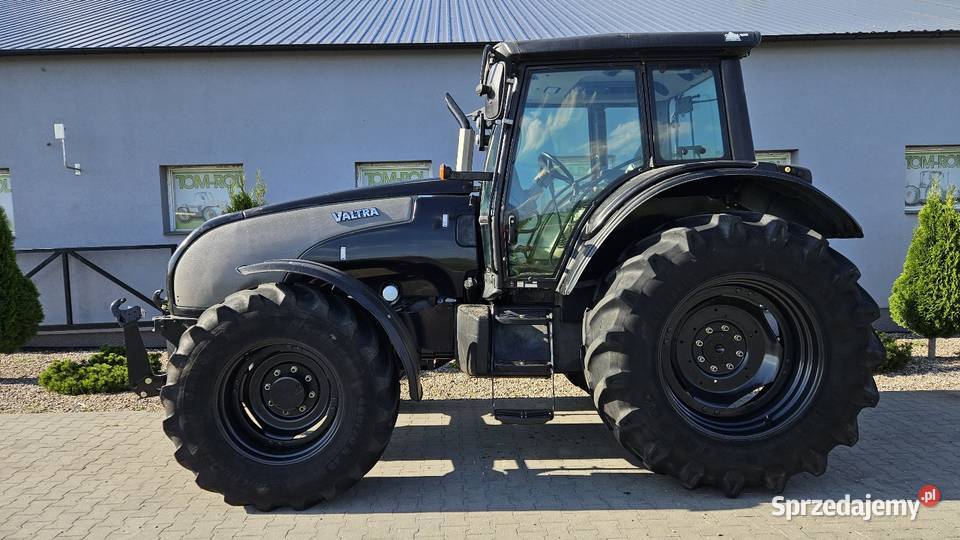 Valtra T131 HiTech Pneumatyczne siedzenie Gruntowice sprzedam