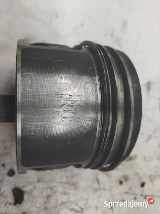 TŁOK KORBOWÓD 27 TD Nissan Terrano II 19932007 sprzedam