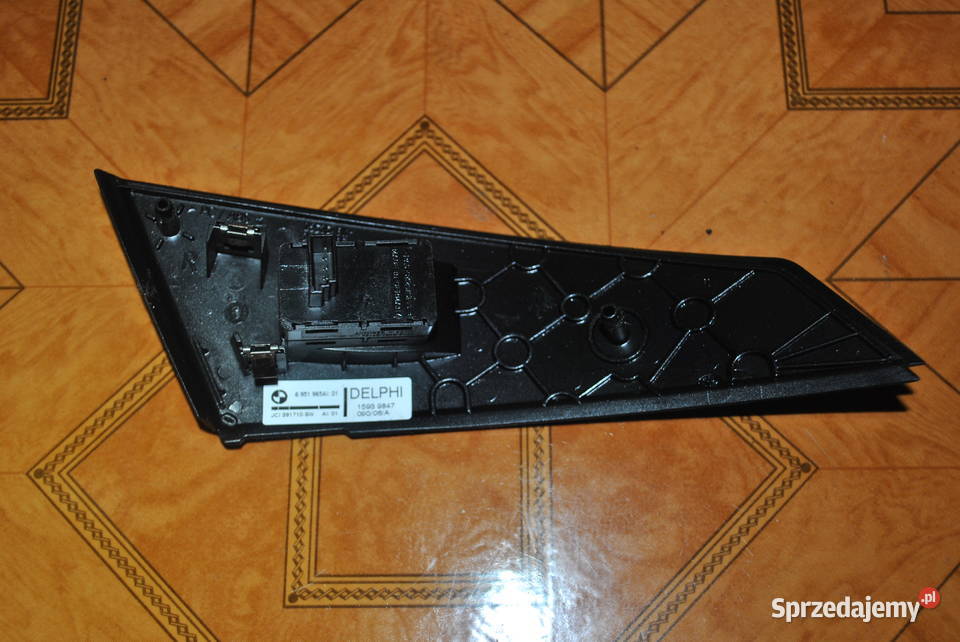 Przełącznik podnośnika szyby prawej tylnej BMW Poręba sprzedam