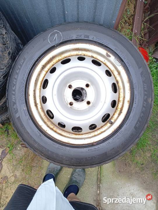 felgi 15 4x108 ET 27 Peugeot z oponami Michelin Kolbuszowa sprzedam