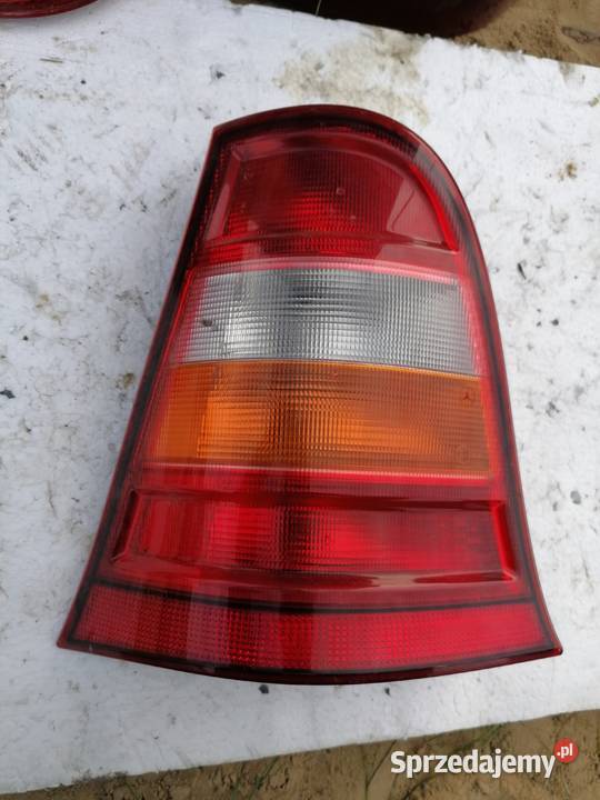 Lampy Tył Komplet Mercedes W168 Pogorzelec