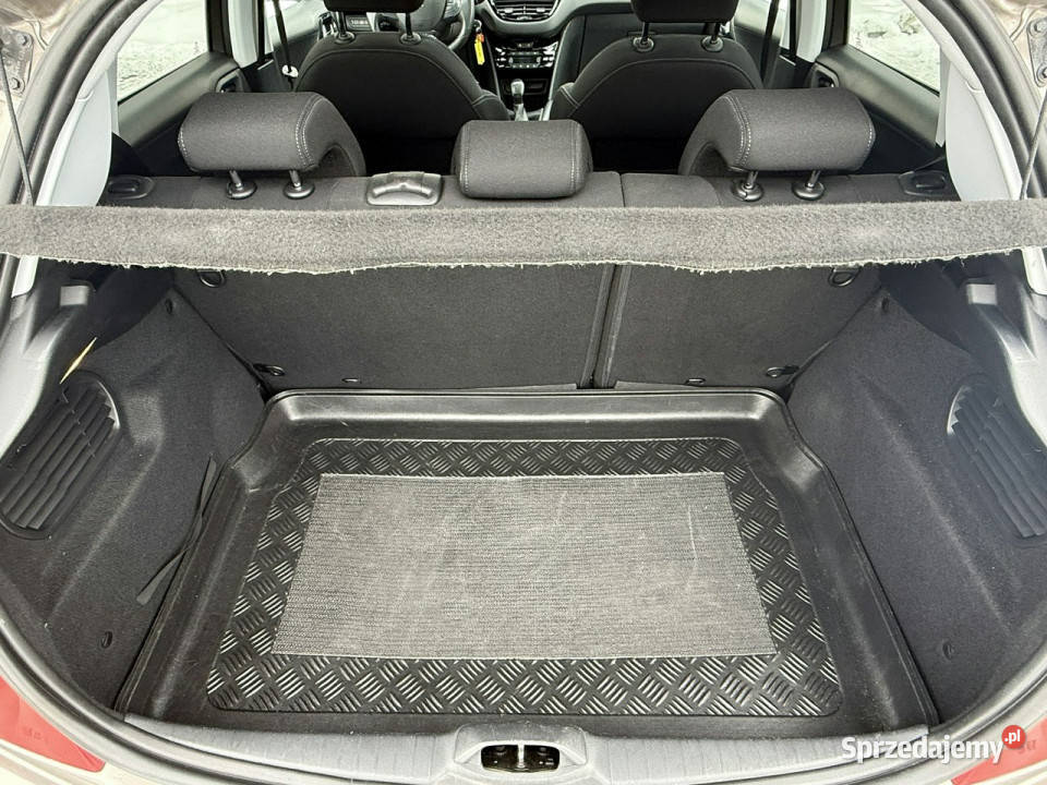 Peugeot 208 12i 82 Węgrów