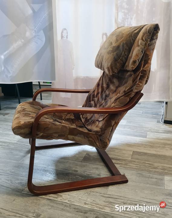 FOTELE UŻYWANE 2 sztuki w tonacji bezowobrązowej