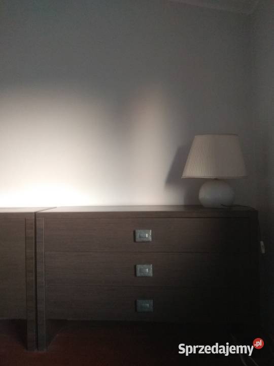 Zestaw mebli w kolorze wenge