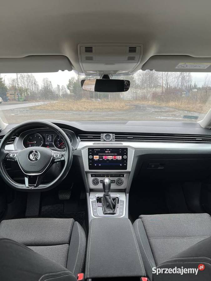 Passat b8 2017 dsg 16 tdi kamera sam parkuje