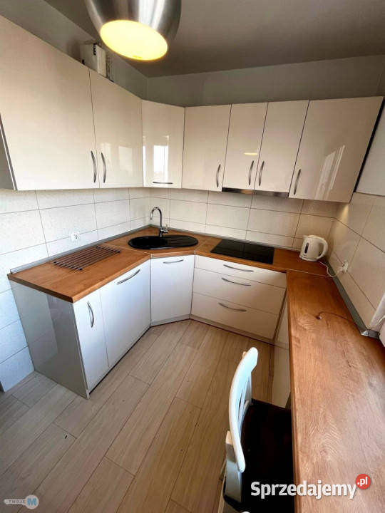 Sprzedaż mieszkania 5388m2 3 pokoje Kielce
