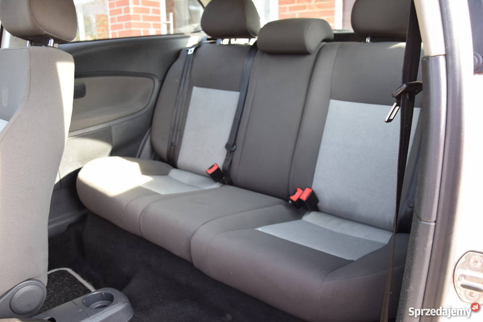 Sprzedam Seat Ibiza III 14 16V 2005r Dąbrowica sprzedam