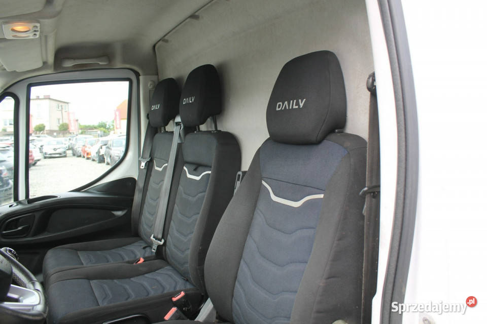 Iveco Daily 35S14 Rok produkcji 2021 wielkopolskie Ostrów Wielkopolski