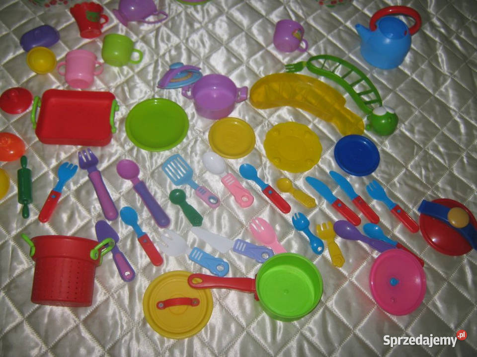 Zestaw Kucharka Garnki i Fartuszek Baranowo sprzedam