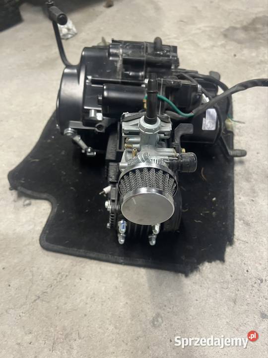 Sprzedam silnik 124cc 4t Pozostałe Dąbrówka