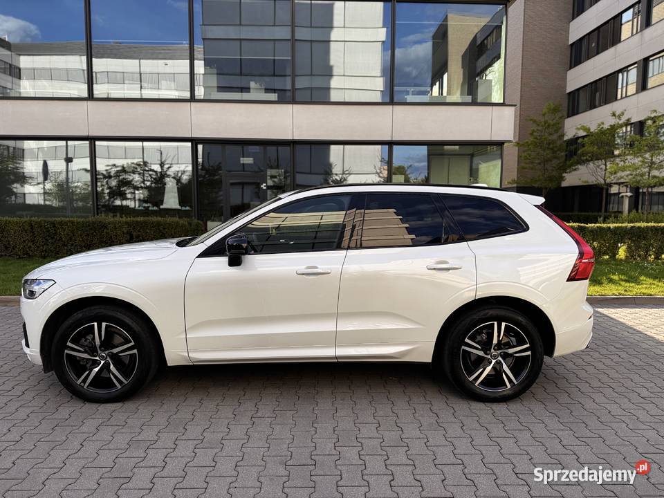 Volvo XC60 RDesign B5 D AWD 235 MHEV Panorama Poznań