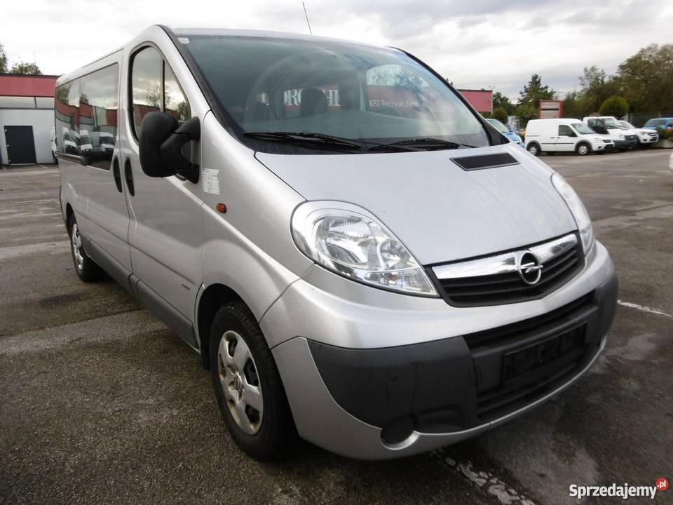 Opel VIVARO 9 OSÓB LONG KLIMATYZACJA IDEALNY elektryczne szyby Żabia Wola