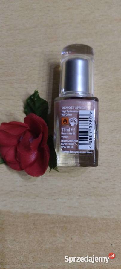 Lakier do paznokci w kolorze beżowo różowy Dla kobiet Lublin