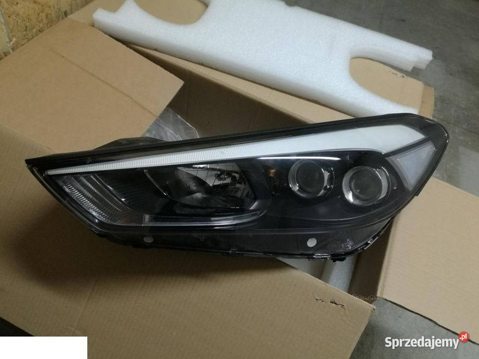 HYUNDAI TUCSON 2016 REFLEKTOR LEWY LED osobowe Oświetlenie lubelskie Kozubszczyzna
