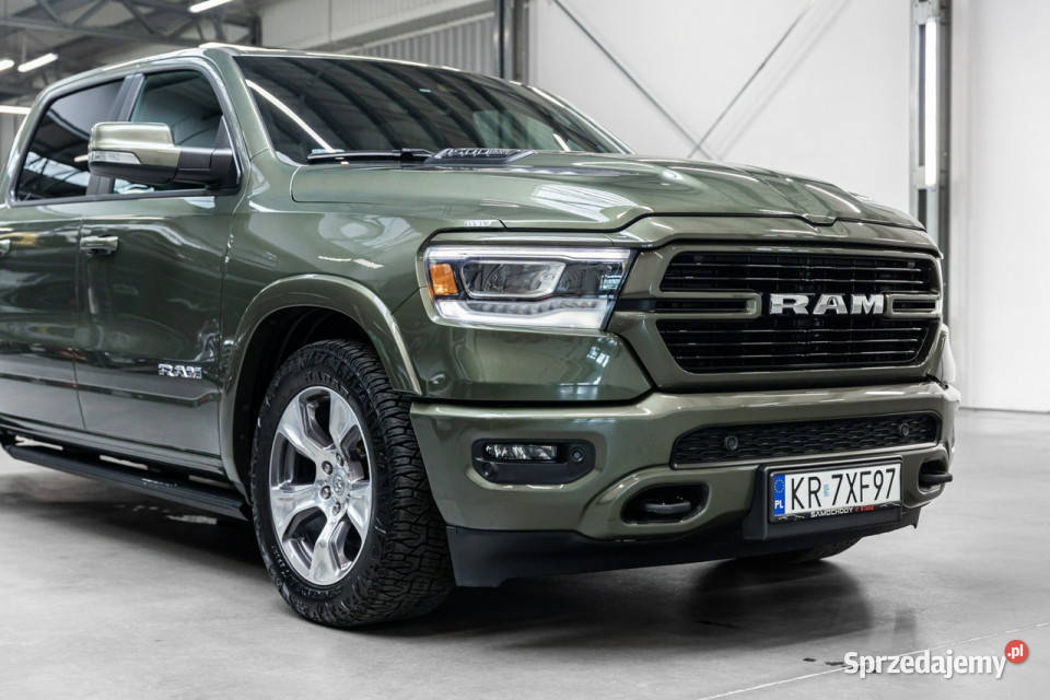RAM 1500 57 V8 HEMI Laramie Crew Cab Salon 113000km Węgrzce sprzedam