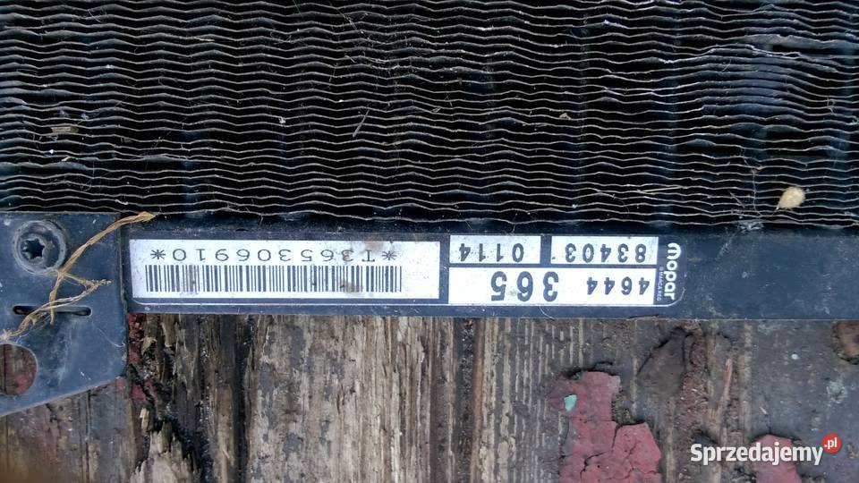 Dodge CaravanChrysler Voyager chłodnica Motoryzacja