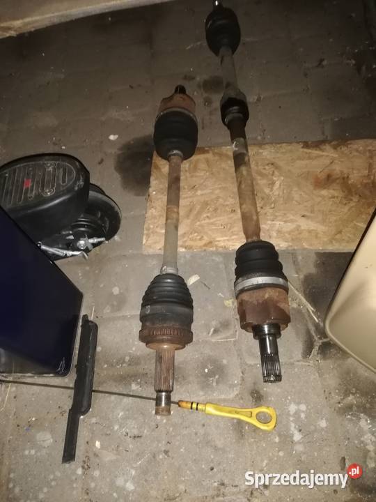 pulosie lewa prawa hiudaj i30 silnik 14 Wieluń