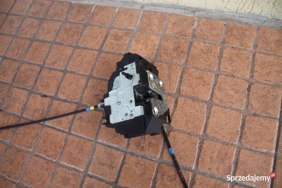 ZAMEK DRZWI LEWY TYŁ 3 PIN NISSAN NOTE E11 osobowe sprzedam