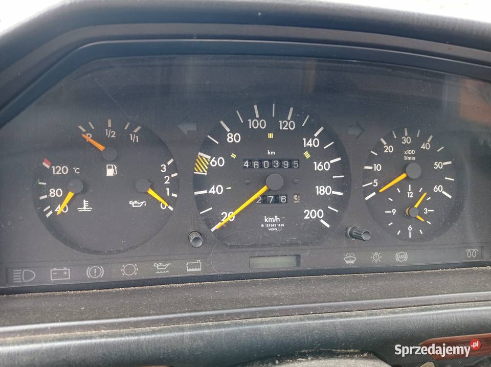 MercedesBenz 250 TD Kombi 69 kW 1992 r dawca Szklarka Myślniewska