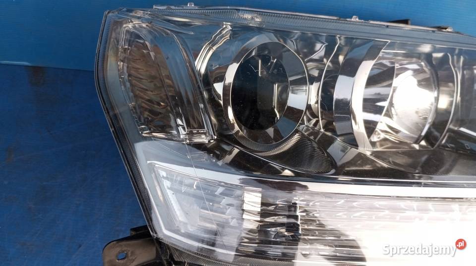 LAMPA PRAWY PRZÓD XENON SUZUKI VITARA II 0814 Nowy Tomyśl