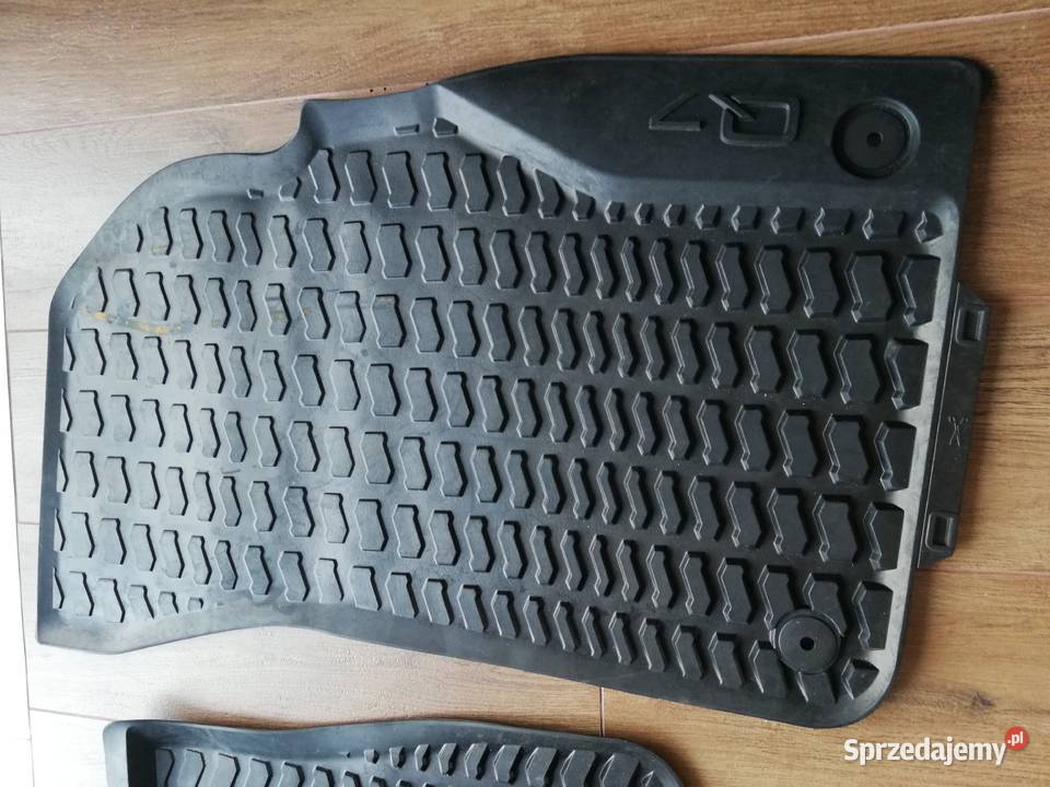 Zestaw dywaników gumowych i welurowych Audi Q7 Golub-Dobrzyń