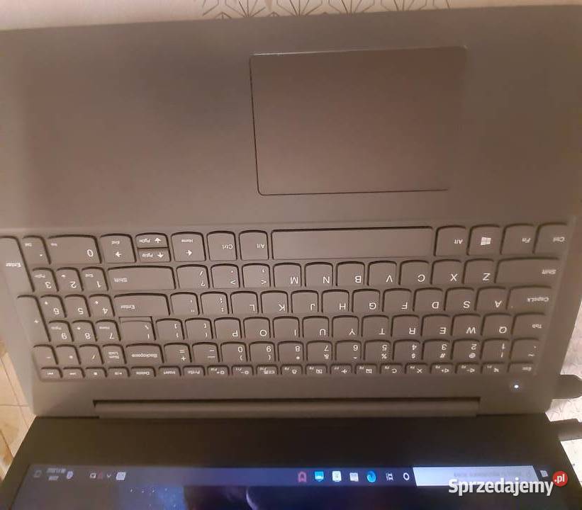 Laptop lenovo V13015IKB Gryfów Śląski sprzedam