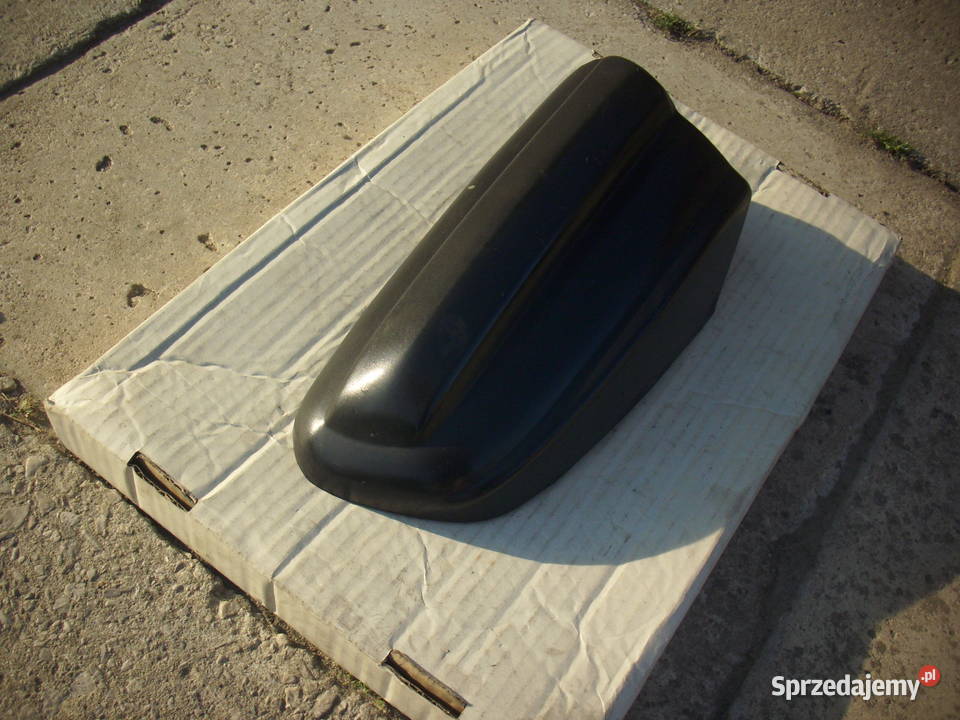 Narożnik zderzaka tył MERCEDES W123 nakładka