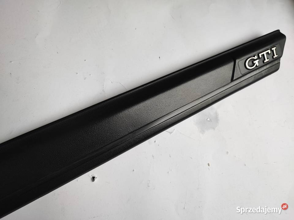 Listwa drzwi Volkswagen Golf III GTI Lipno