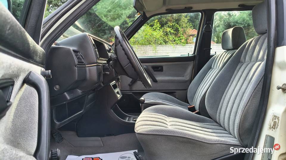 VOLKSWAGEN JETTA MK2 AUTOMAT KLIMATYZACJA 1992 garażowany