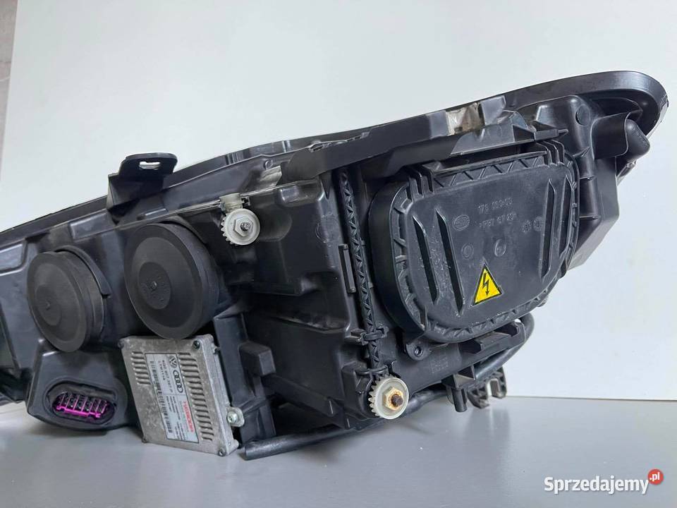 AUDI A6 C7 BIXENON PRAWA LAMPA PRZÓD STAN wielkopolskie
