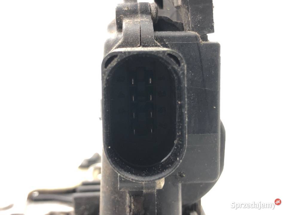 ZAMEK DRZWI PRAWY PRZÓD VW GOLF IV Hatchback osobowe