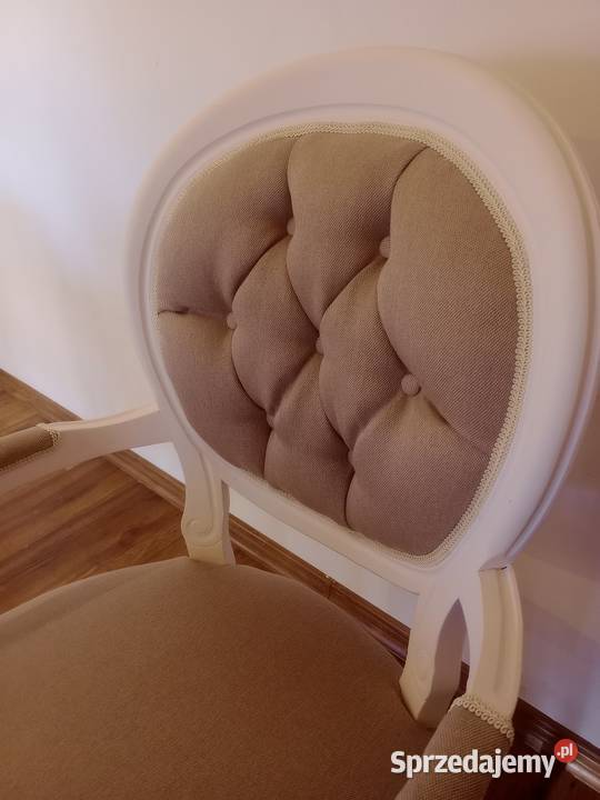 Stylowy Fotel Ludwik Renowacji Biel i Len Lusówko