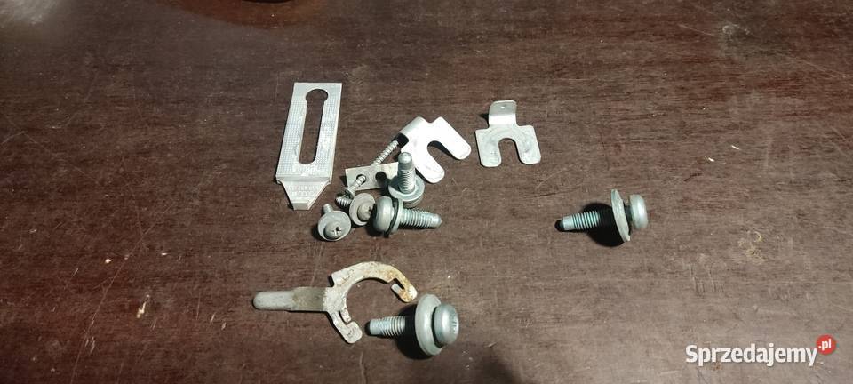 Audi a4b5 śruby i blaszki do ustawienia drzwi Stalowa Wola