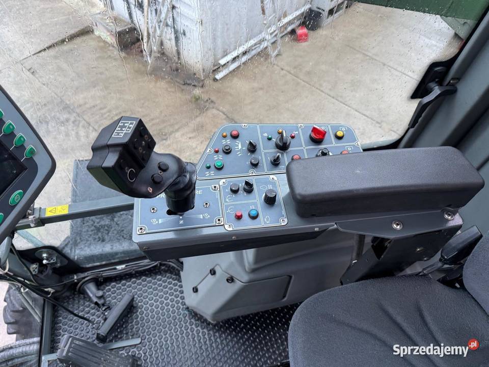 Opryskiwacz samojezdny Tecnoma Laser 4220 36m Nowa Ruda