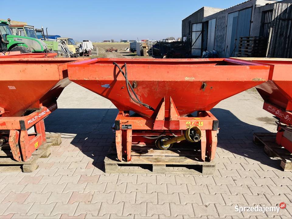 Rozsiewacz Kuhn 921 Mds Rauch 921 rozsiewacz Rozsiewacze nawozów wielkopolskie Chwałkowo