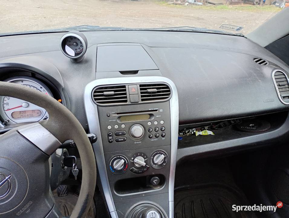 Opel Agila 12 benzyna kupiony w polskim salonie Jelcz-Laskowice sprzedam