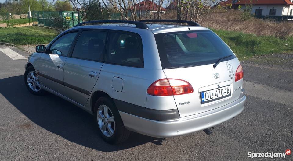 Toyota Avensis t22 Fl 18 Vvti 2002r manualna