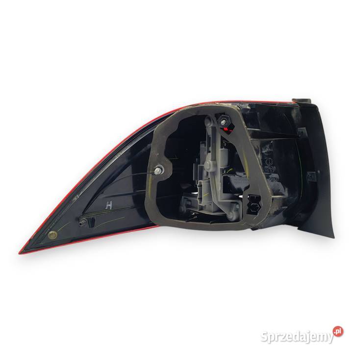 LAMPA PRAWA VW Golf VI kombi prawy tył tylna