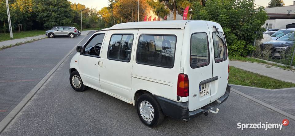 Nissan vanette 23d klima tył napęd 75KM Warszawa