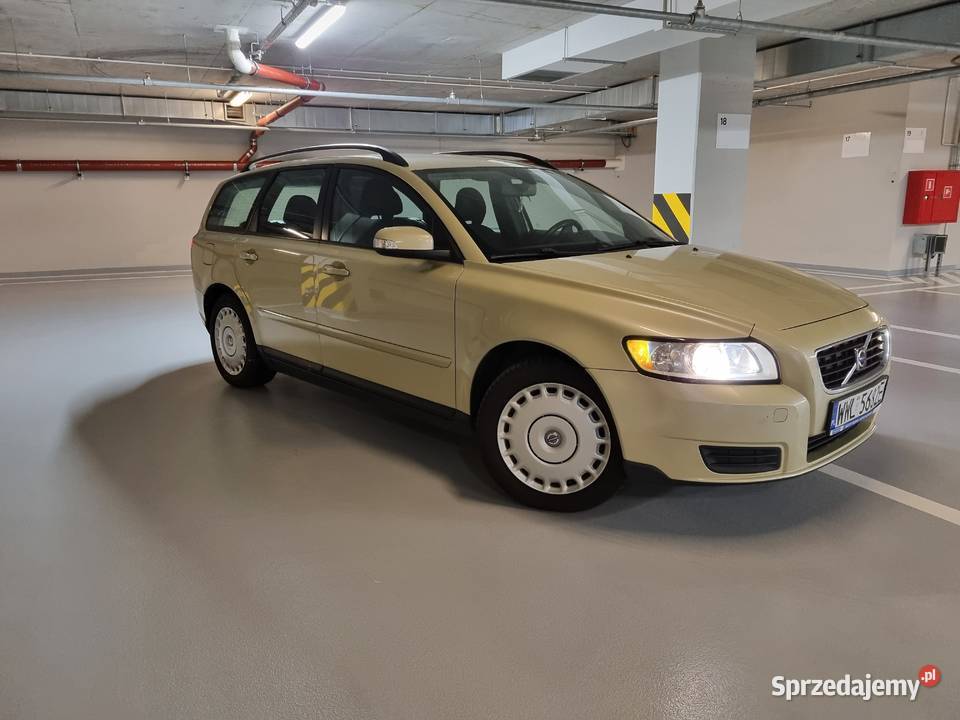 Volvo V50 20D 2007r manualna mazowieckie Ząbki