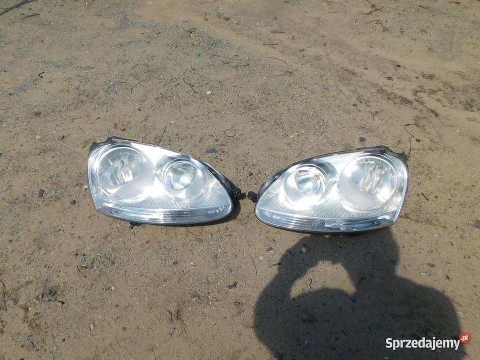 golf V lampa prawa WYSYŁKA Żory sprzedam